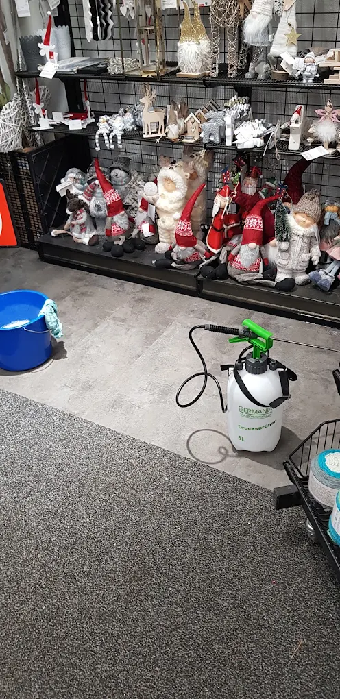 Bodenreinigung in einem Geschäft